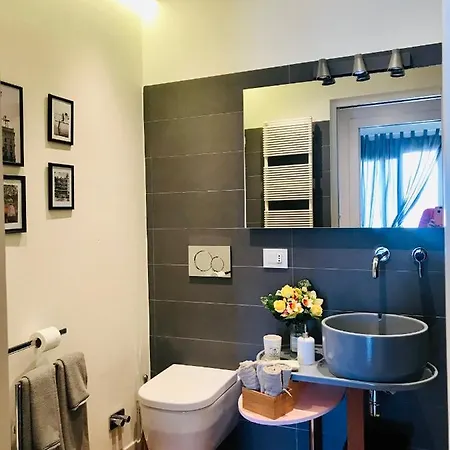 Sweet & Cosy Next To The Guest house Viareggio